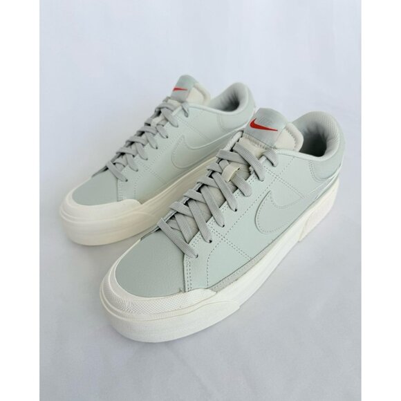 10 WOMEN'S NIKE COURT LEGACY LIFT LIGHT GREEN DM7590-003 PLATFORM - Picture 1 of 9